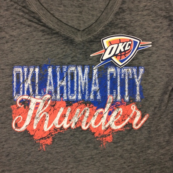 Oklahoma City Thunder Shirt Size M NBA Women - Picture 5 of 5